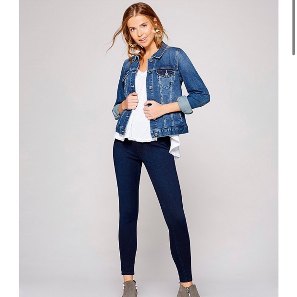 Two by Vince Camuto denim jacket
